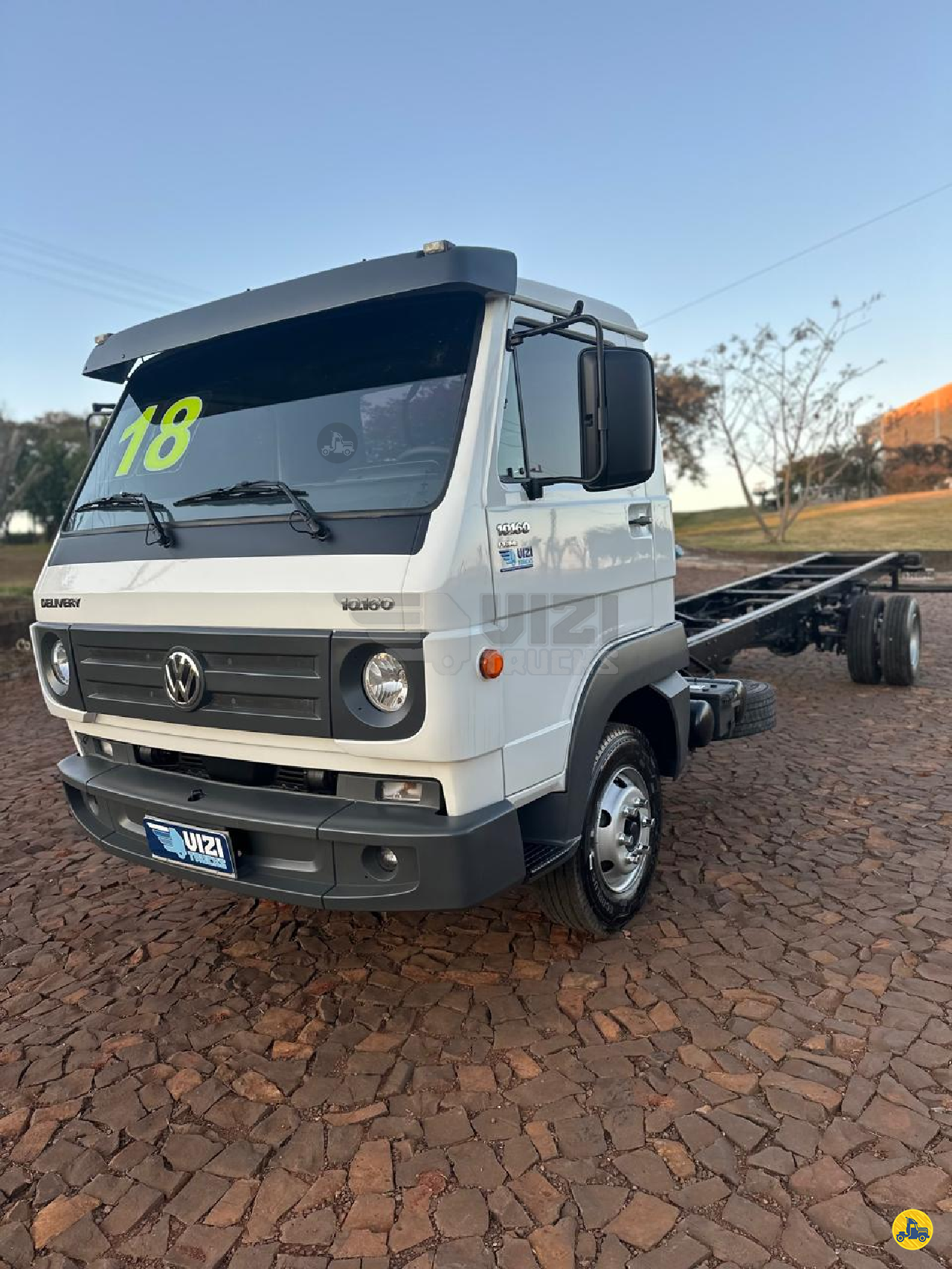 CAMINHAO VOLKSWAGEN VW 10160 Chassis 3/4 4x2 Vizi Trucks DOIS VIZINHOS PARANÁ PR